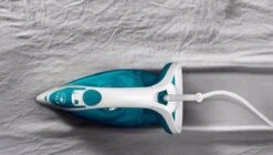 Tefal Stoomstrijkijzer Easygliss Plus FV5718 15 Tefal Stoomstrijkijzer Easygliss Plus FV5718 -Tefal Verkoopwinkel 1200x678 1