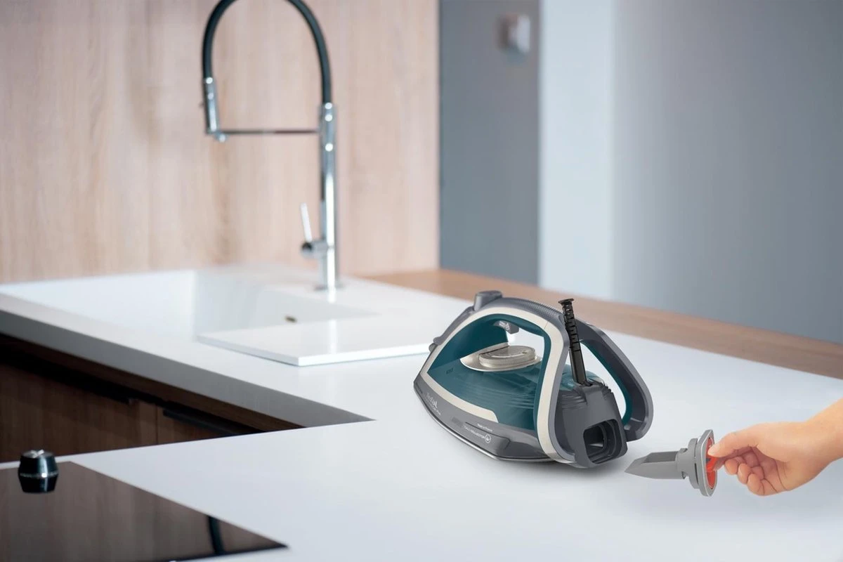 Tefal Ultragliss Plus FV6842 - Stoomstrijkijzer 9 Tefal Ultragliss Plus FV6842 - Stoomstrijkijzer - Afbeelding 9