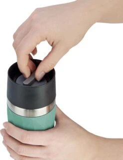 Tefal Compact Travel Mug Compact Thermosfles - 0,3 L - Groen 16 Tefal Compact Travel Mug Compact Thermosfles - 0,3 L - Groen -Tefal Verkoopwinkel 926x1200 2